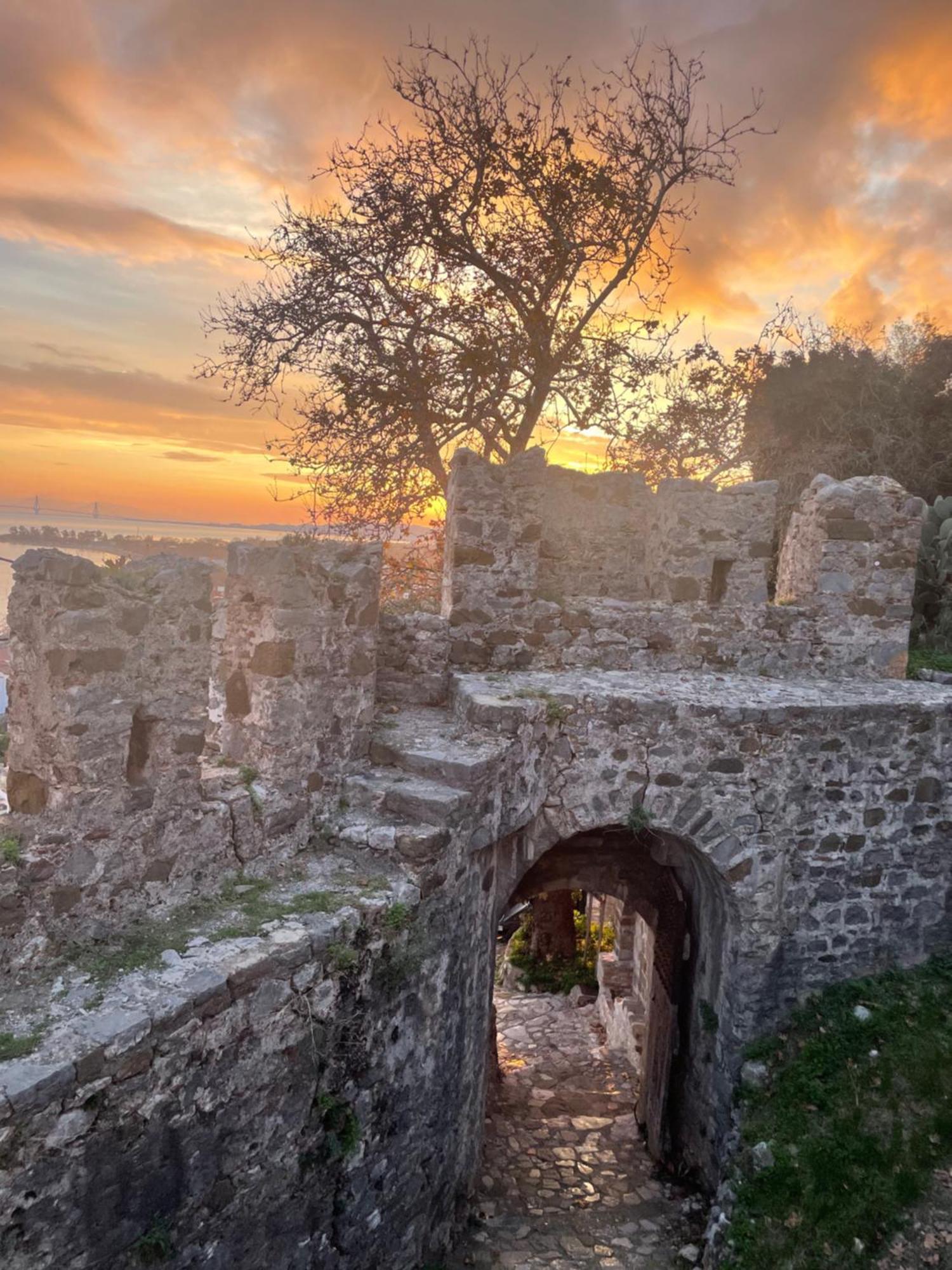 Penzion Sideroporta Castle Nafpaktos Exteriér fotografie